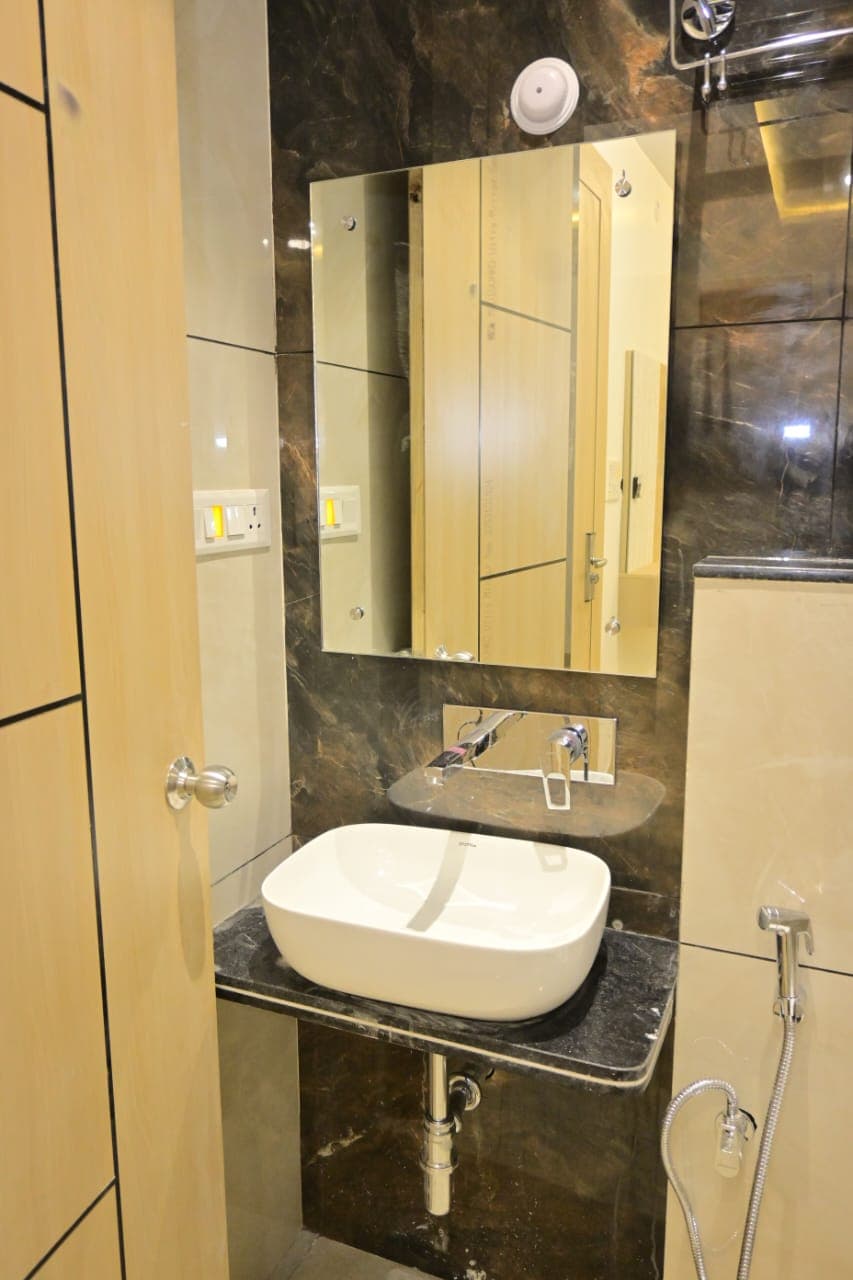 Standard Room — view 6